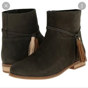Lucky Brand Gloriana Leather suede Flat Low Tassel Ankle Bootie Dark Green 7.5
